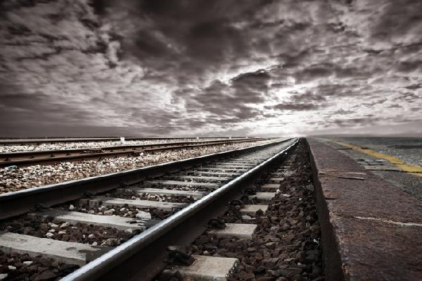 輸入壁紙 カスタム壁紙 PHOTOWALL / Empty Railway Tracks (e19383)