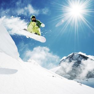 輸入壁紙 カスタム壁紙 PHOTOWALL / Snowboarder at Jump (e21136)