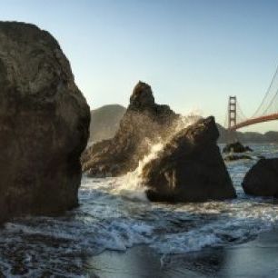 輸入壁紙 カスタム壁紙 PHOTOWALL / Rocks and the Golden Gate (e22407)