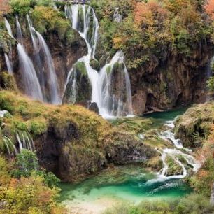 輸入壁紙 カスタム壁紙 PHOTOWALL / Waterfalls in Autumn Scenery (e23200)