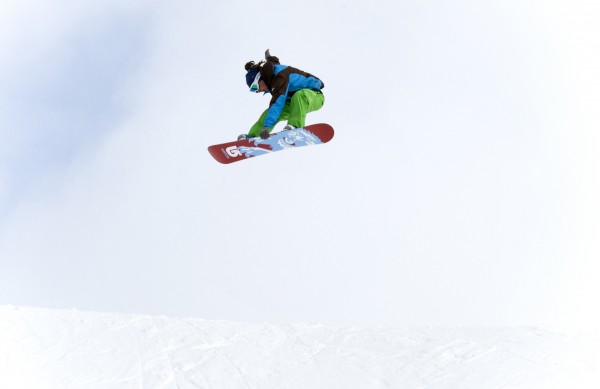 輸入壁紙 カスタム壁紙 PHOTOWALL / High Air Snowboarding (e23247)