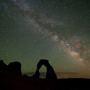 輸入壁紙 カスタム壁紙 PHOTOWALL / Stone Arch and the Milky Way (e23663)