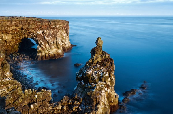 輸入壁紙 カスタム壁紙 PHOTOWALL / Svortuloft Cliffs - Iceland (e29409)