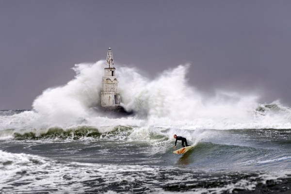 輸入壁紙 カスタム壁紙 PHOTOWALL / Lighthouse Surfer (e29635)