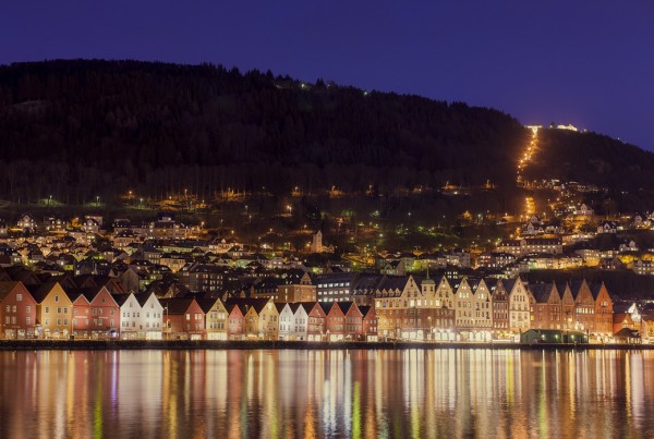 輸入壁紙 カスタム壁紙 PHOTOWALL / Colorful Houses of Bergen, Norway (e29924)