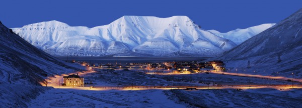 輸入壁紙 カスタム壁紙 PHOTOWALL / Longyearbyen by Night,Svalbard III (e29933)