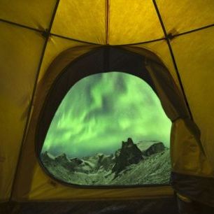 輸入壁紙 カスタム壁紙 PHOTOWALL / Aurora Borealis Seen from Tent, Alaska (e31087)