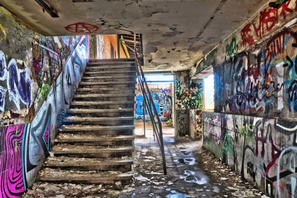 輸入壁紙 カスタム壁紙 PHOTOWALL / Abandoned Building Staircase (e310796)