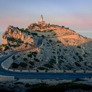 輸入壁紙 カスタム壁紙 PHOTOWALL / Lighthouse at Cap Formentor - Mallorca (e313214)