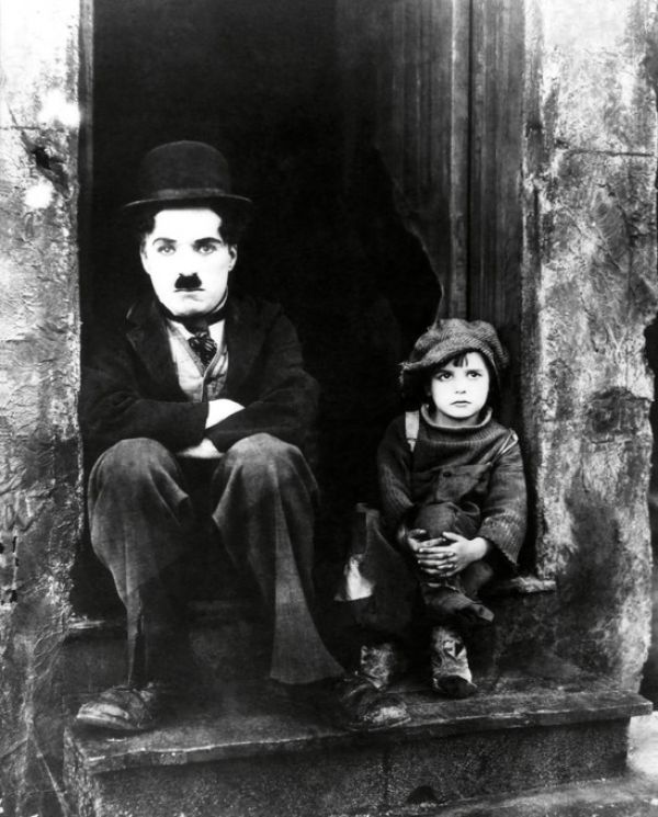 輸入壁紙 カスタム壁紙 PHOTOWALL / Charlie Chaplin and Jackie Coogan (e314727)