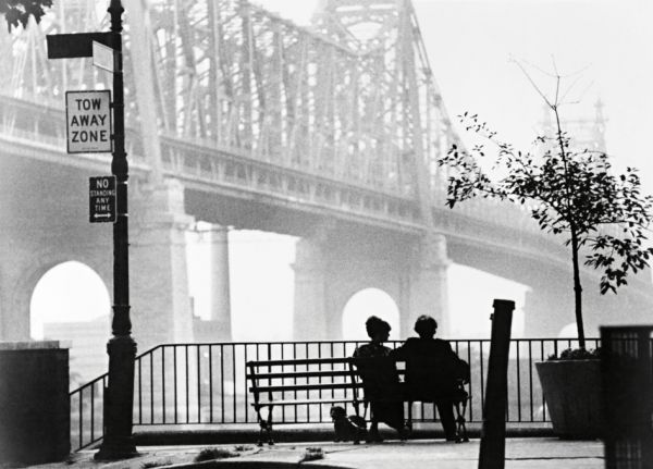 輸入壁紙 カスタム壁紙 PHOTOWALL / Manhattan - Woody Allen and Diane Keaton (e317014)