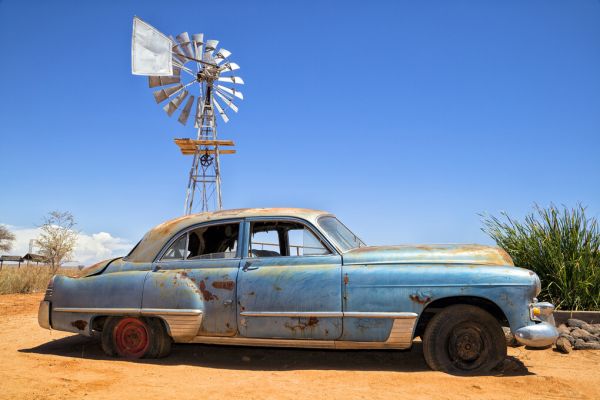 輸入壁紙 カスタム壁紙 PHOTOWALL / Vintage Car in the Desert (e327834)