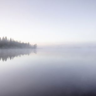 輸入壁紙 カスタム壁紙 PHOTOWALL / Peaceful Lake Reflections (e325050)
