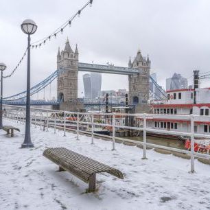 輸入壁紙 カスタム壁紙 PHOTOWALL / Tower Bridge in Snow (e334101)