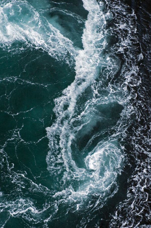 輸入壁紙 カスタム壁紙 PHOTOWALL / Whirlpool in the Sea (e332009)